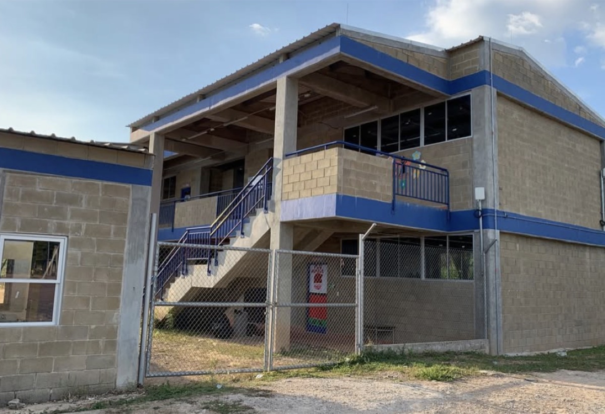 Bloque estructural 15 de 15 cm de ancho Tectónico instalado en edificación con muros portantes